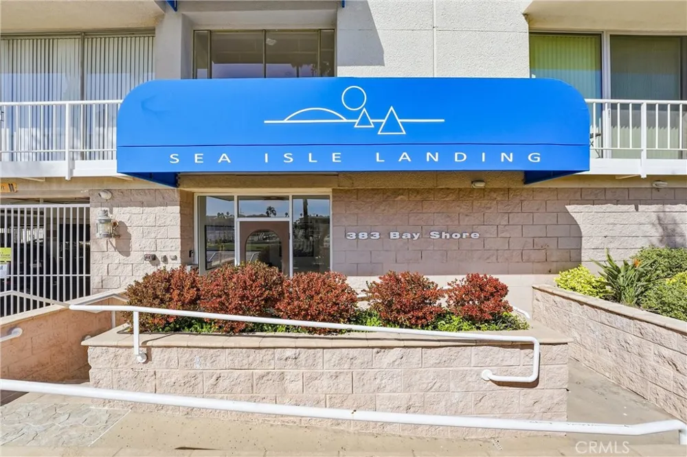 383 Bay Shore #203 Long Beach, CA 90803