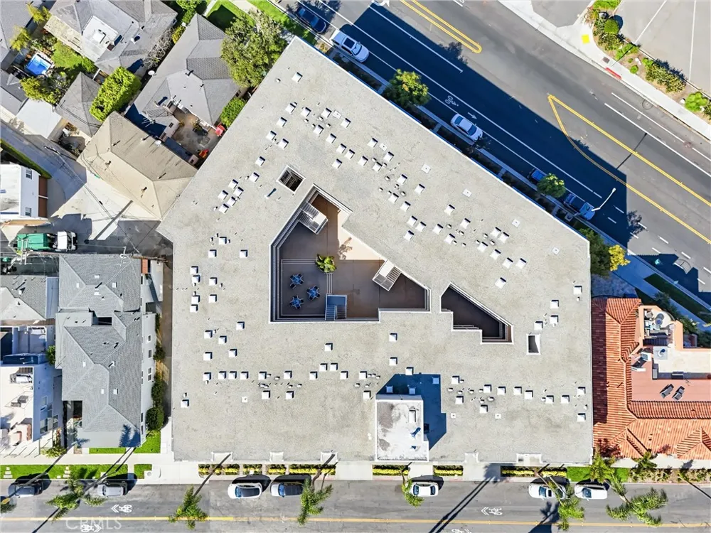 383 Bay Shore #203 Long Beach, CA 90803