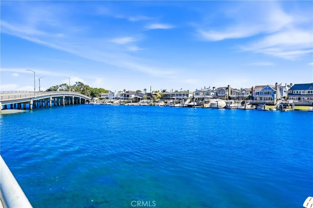 383 Bay Shore #203 Long Beach, CA 90803