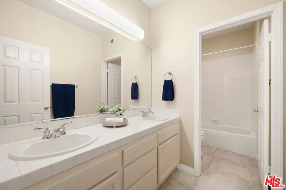 2682 Santa Ynez Avenue Simi Valley, CA 93063