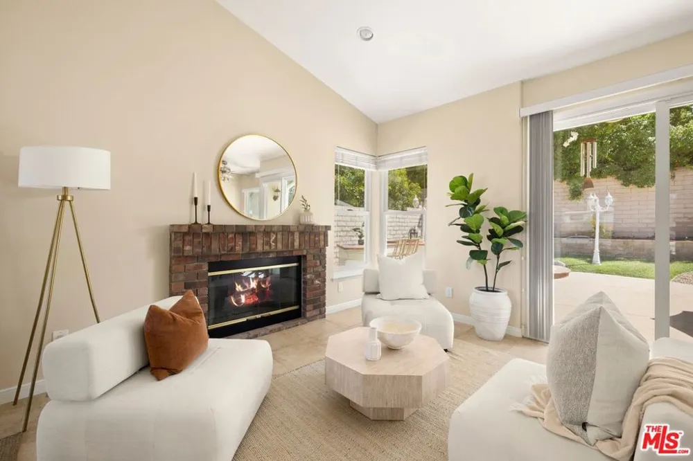 2682 Santa Ynez Avenue Simi Valley, CA 93063