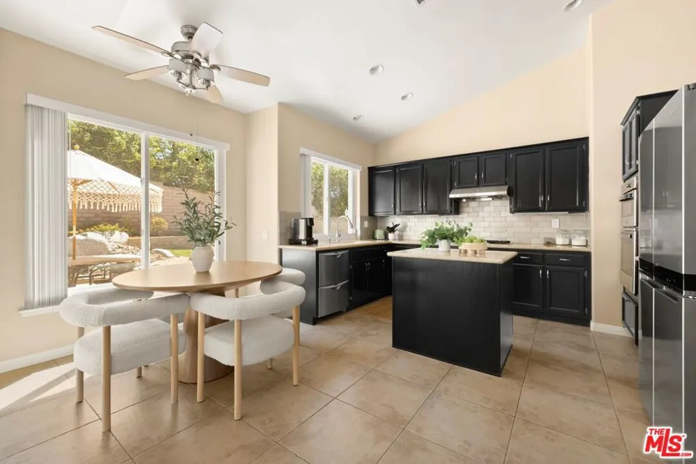 2682 Santa Ynez Avenue Simi Valley, CA 93063