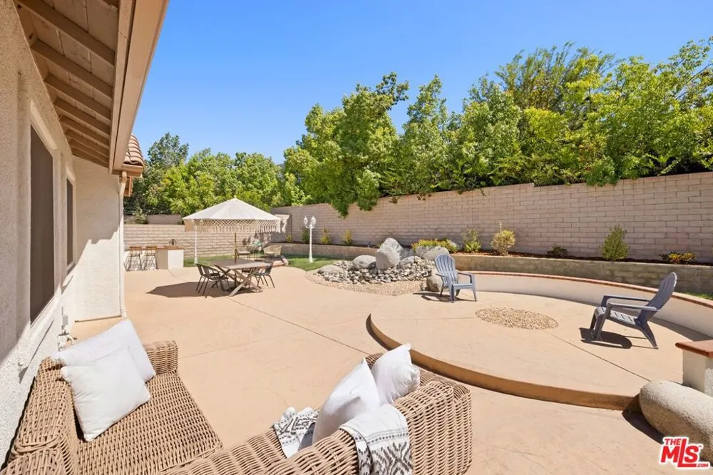 2682 Santa Ynez Avenue Simi Valley, CA 93063