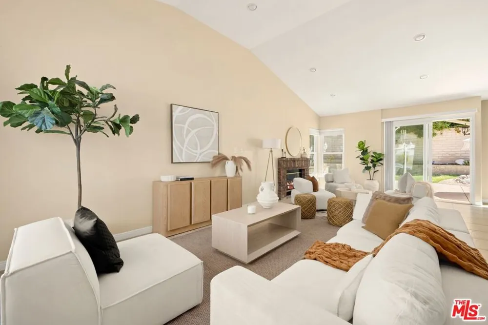 2682 Santa Ynez Avenue Simi Valley, CA 93063