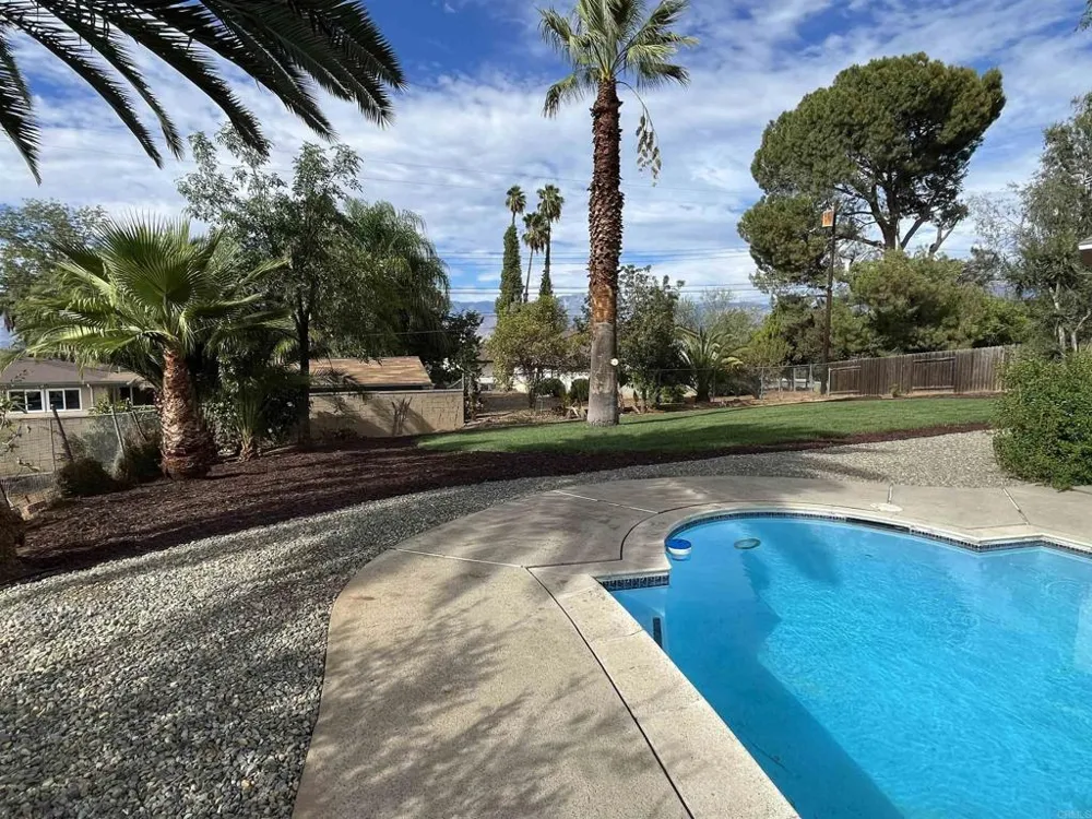 329 E South Avenue Redlands, CA 92373