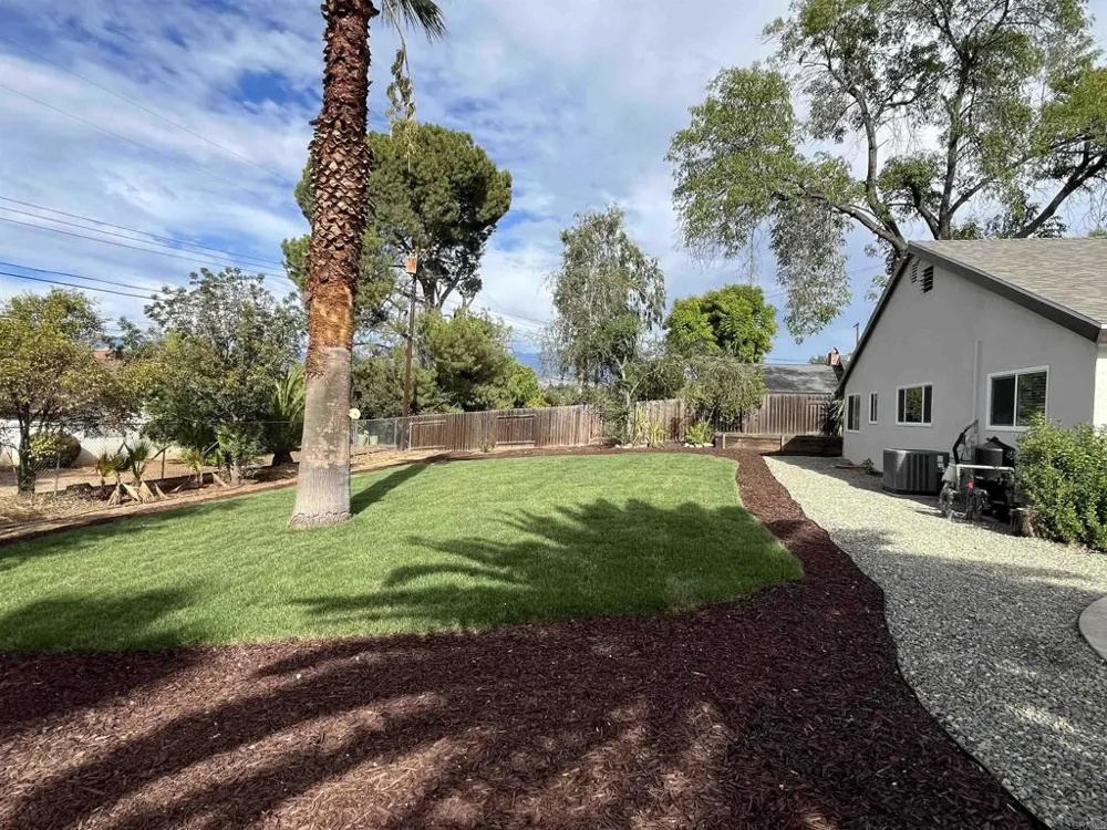329 E South Avenue Redlands, CA 92373