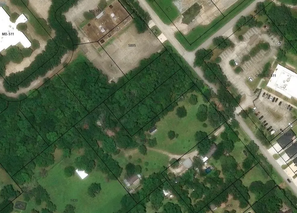2 West Hughes Lane Dickinson, TX 77539