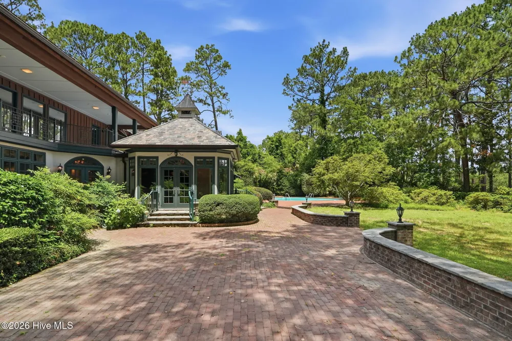 60 Lake Dornoch Drive Pinehurst, NC 28374