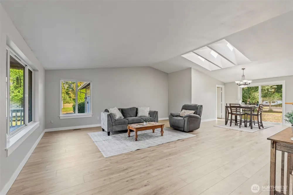 185 Hidden Meadows Drive Chehalis, WA 98532