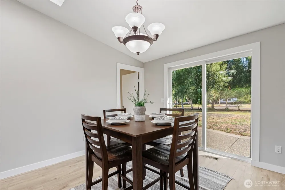 185 Hidden Meadows Drive Chehalis, WA 98532