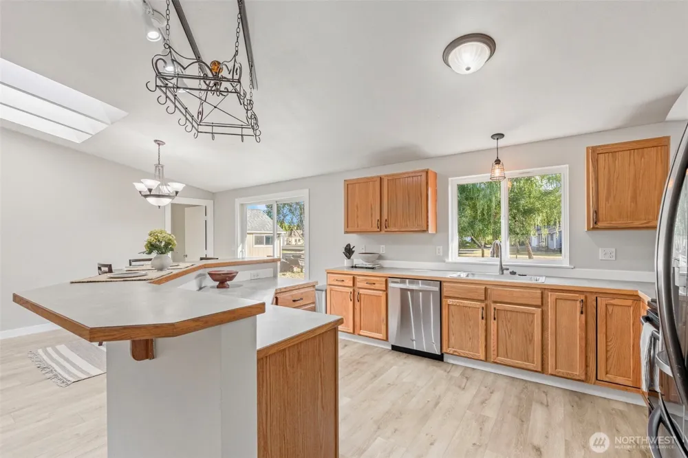 185 Hidden Meadows Drive Chehalis, WA 98532
