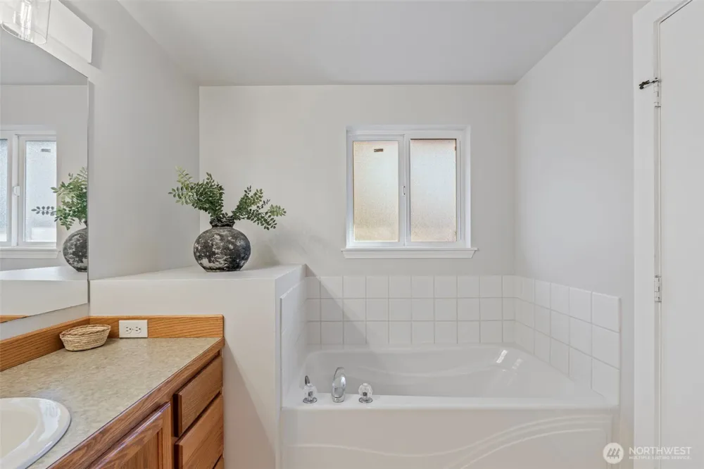 185 Hidden Meadows Drive Chehalis, WA 98532