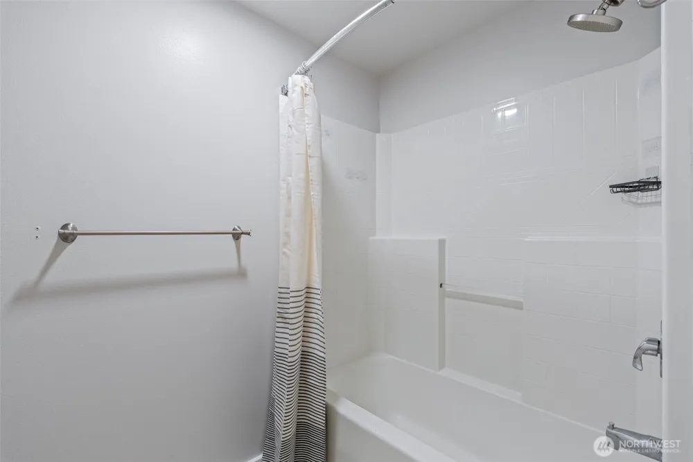 185 Hidden Meadows Drive Chehalis, WA 98532