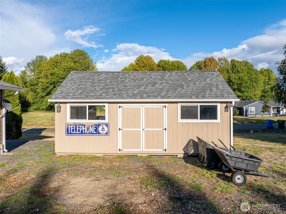 185 Hidden Meadows Drive Chehalis, WA 98532