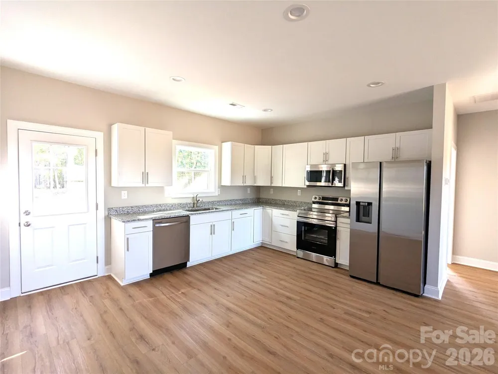 1609 Sutherland Avenue Monroe, NC 28110