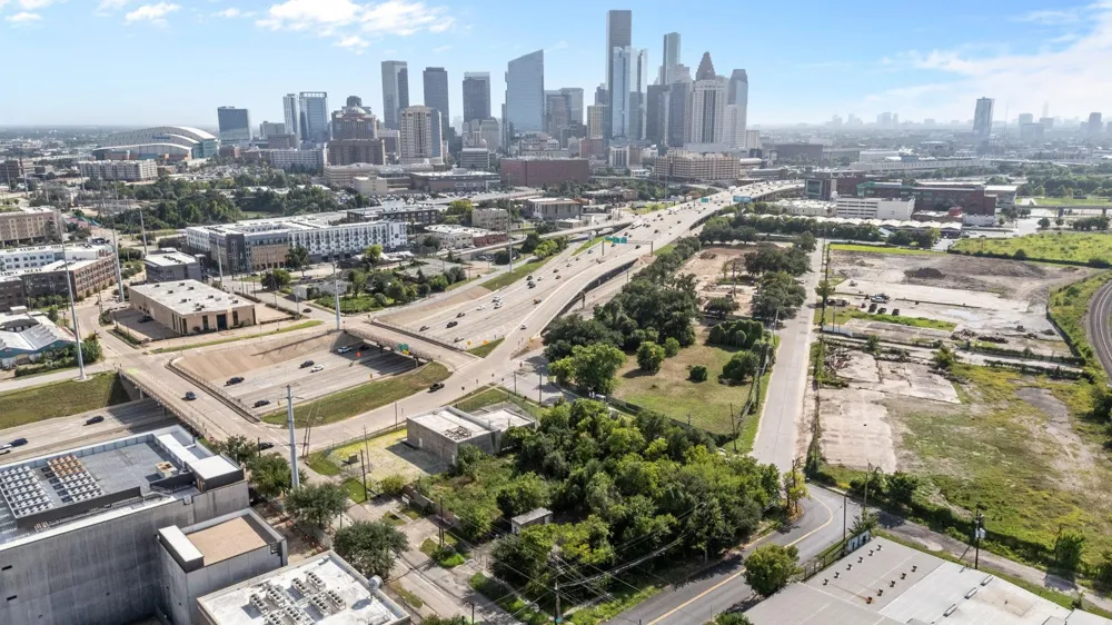 1111 Hardy Street Houston, TX 77020