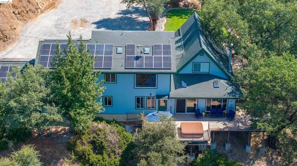2883 Railroad Flat Rd Wilseyville, CA 95257