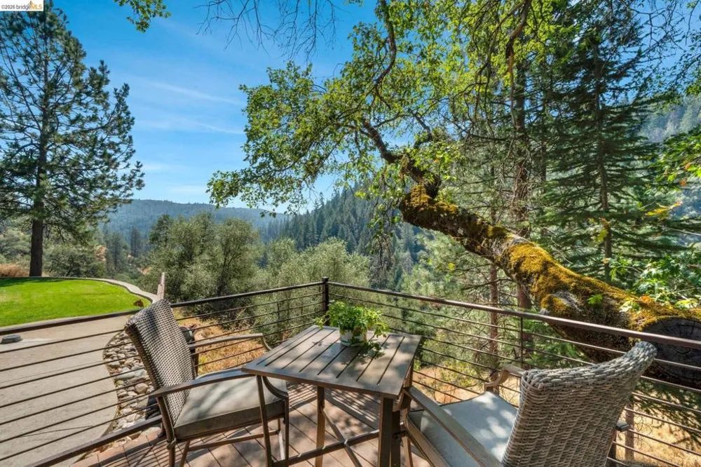 2883 Railroad Flat Rd Wilseyville, CA 95257