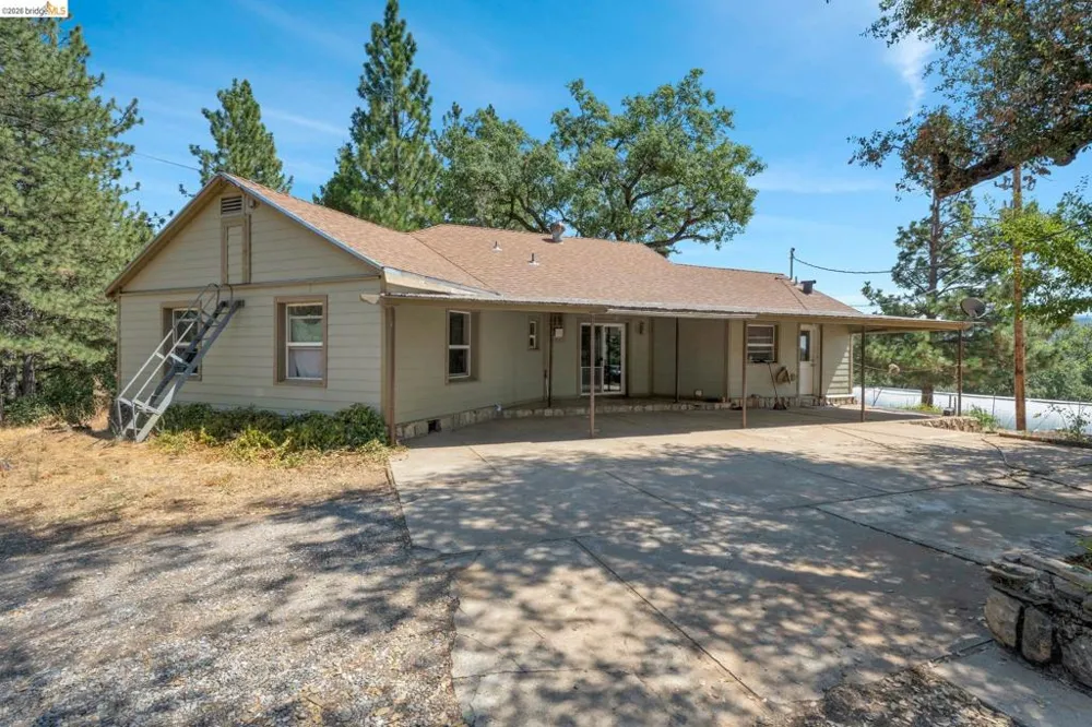 2883 Railroad Flat Rd Wilseyville, CA 95257