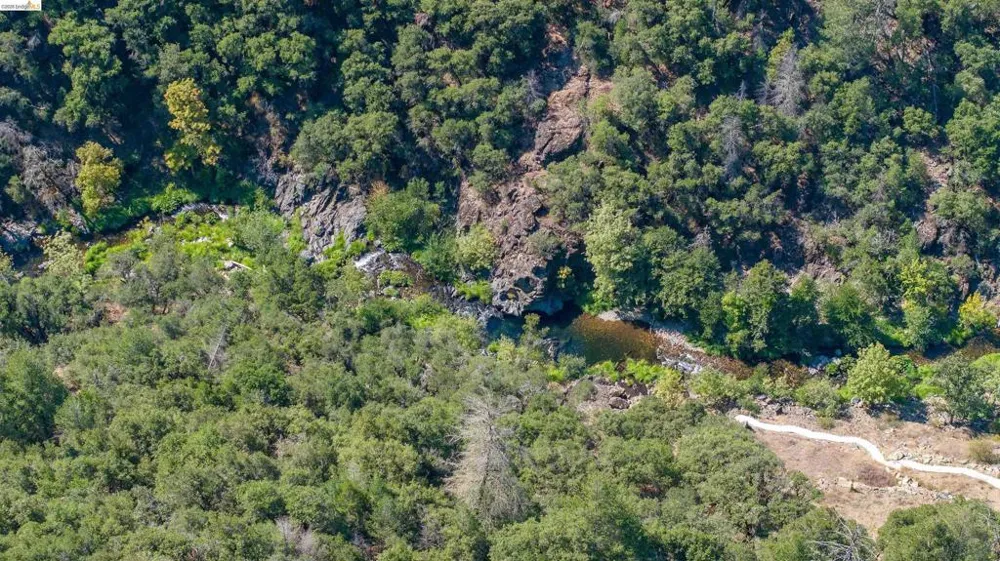 2883 Railroad Flat Rd Wilseyville, CA 95257