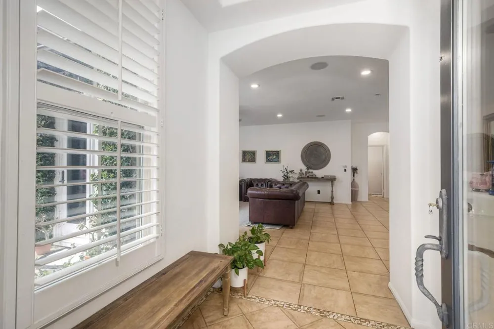 14660 Via Monteverde San Diego, CA 92127