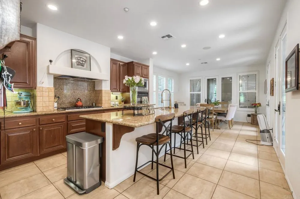 14660 Via Monteverde San Diego, CA 92127
