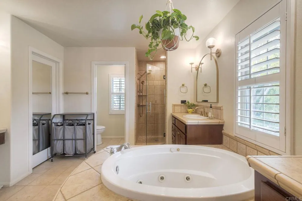 14660 Via Monteverde San Diego, CA 92127