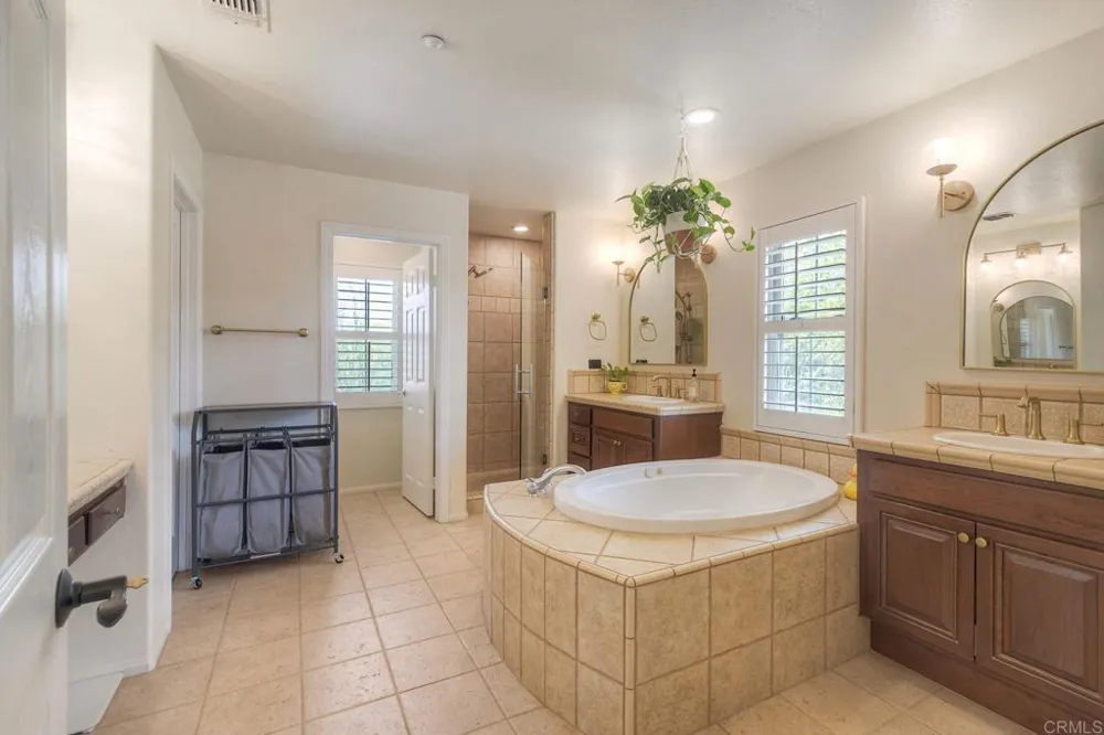 14660 Via Monteverde San Diego, CA 92127