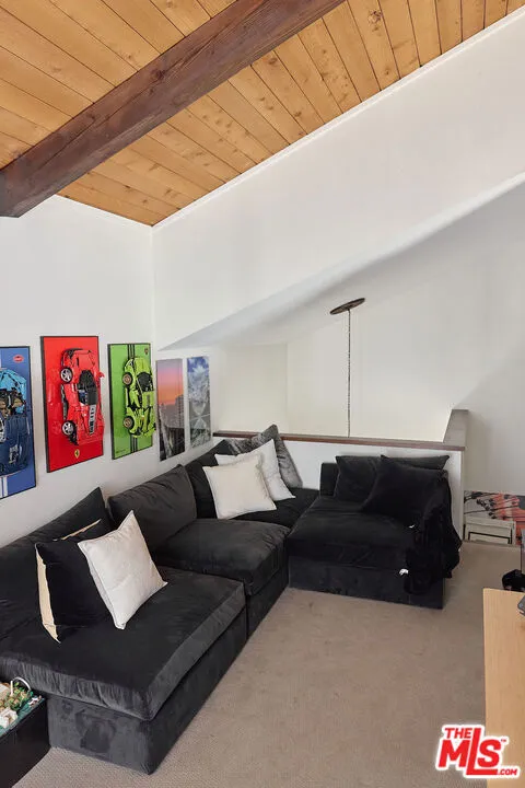 11706 Montana Avenue #309 Los Angeles, CA 90049