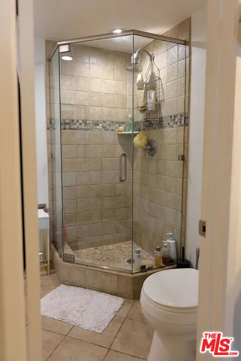 11706 Montana Avenue #309 Los Angeles, CA 90049