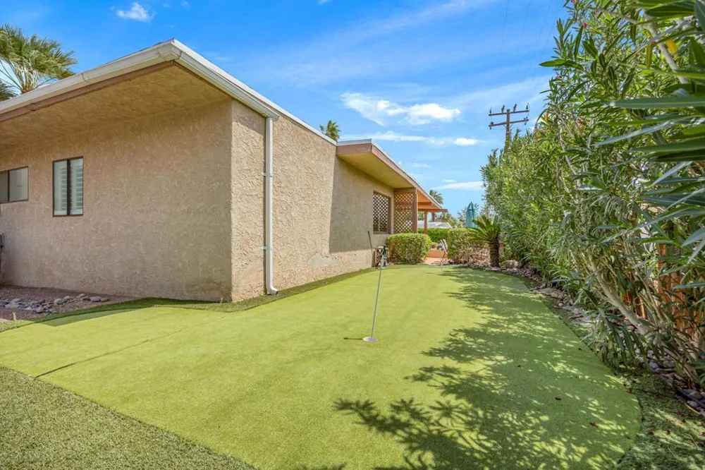 377 Cabrillo Road Palm Springs, CA 92262