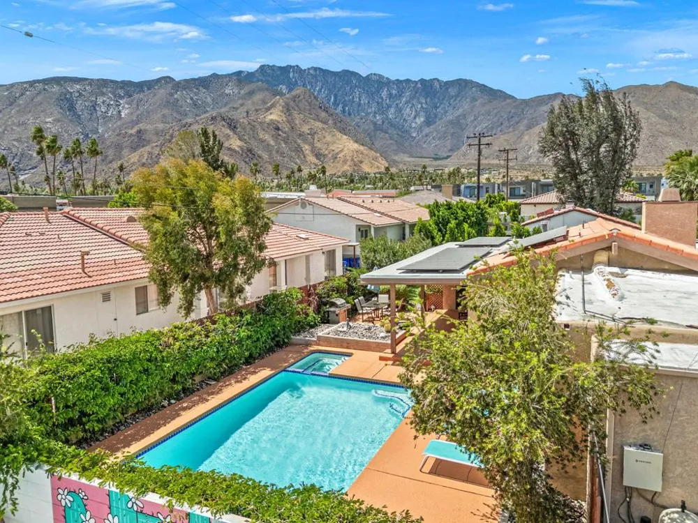 377 Cabrillo Road Palm Springs, CA 92262