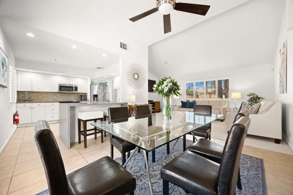 377 Cabrillo Road Palm Springs, CA 92262