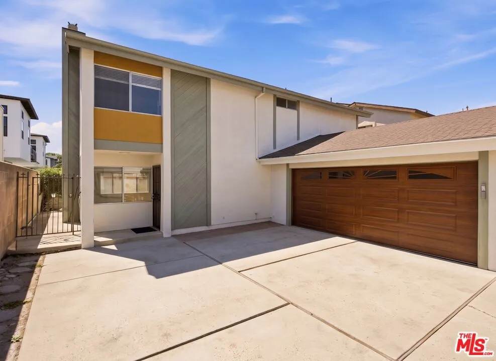 2214 Dufour Avenue #B Redondo Beach, CA 90278