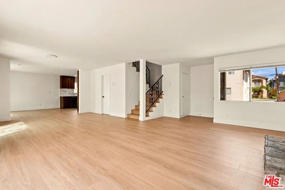 2214 Dufour Avenue #B Redondo Beach, CA 90278