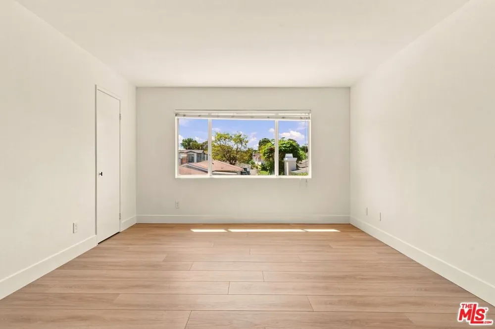2214 Dufour Avenue #B Redondo Beach, CA 90278