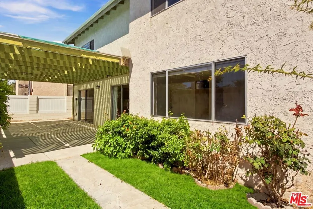 2214 Dufour Avenue #B Redondo Beach, CA 90278