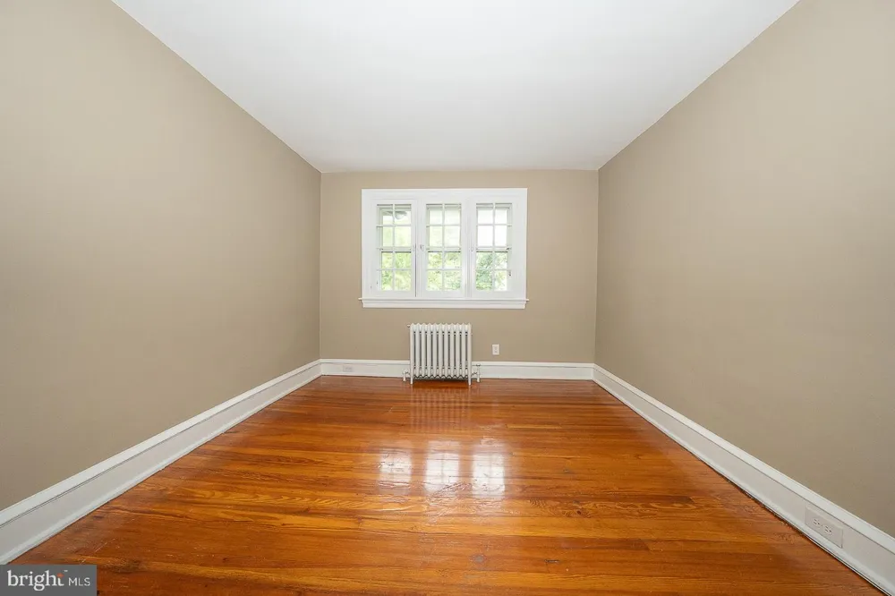 228 MONTGOMERY Haverford, PA 19041