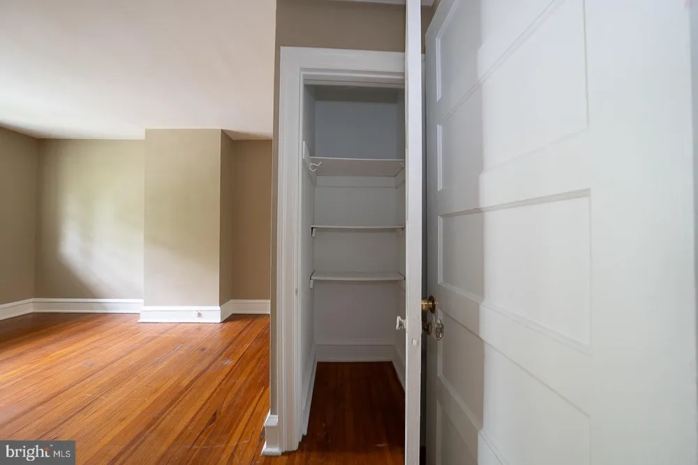 228 MONTGOMERY Haverford, PA 19041
