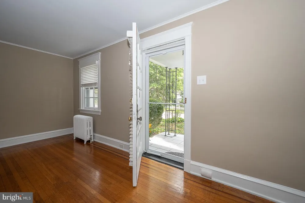 228 MONTGOMERY Haverford, PA 19041