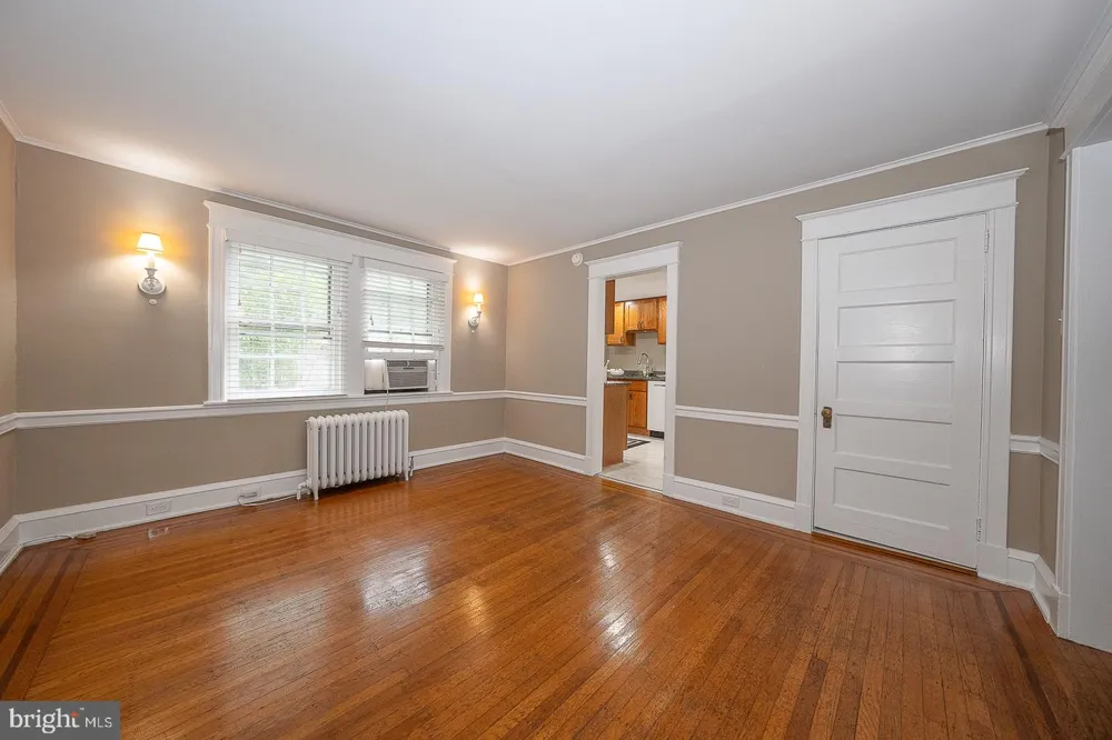 228 MONTGOMERY Haverford, PA 19041