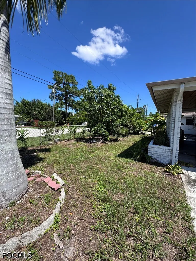 Kelly Street Fort Myers, FL 33901