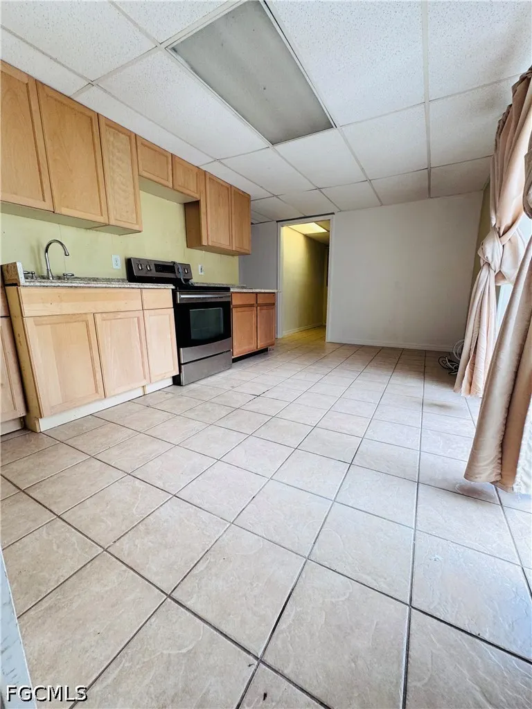 Kelly Street Fort Myers, FL 33901