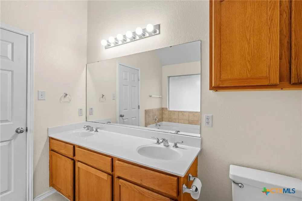 1203 Woodhollow Drive Temple, TX 76502