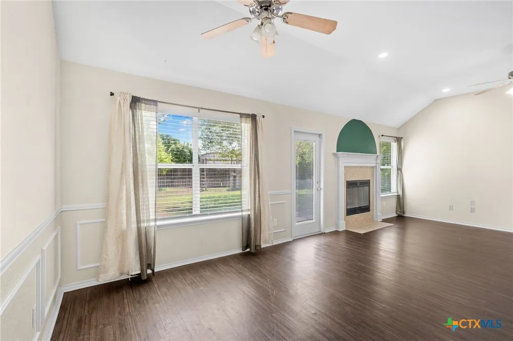 1203 Woodhollow Drive Temple, TX 76502