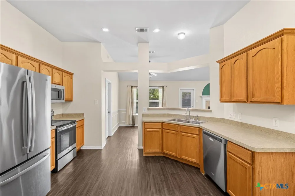 1203 Woodhollow Drive Temple, TX 76502