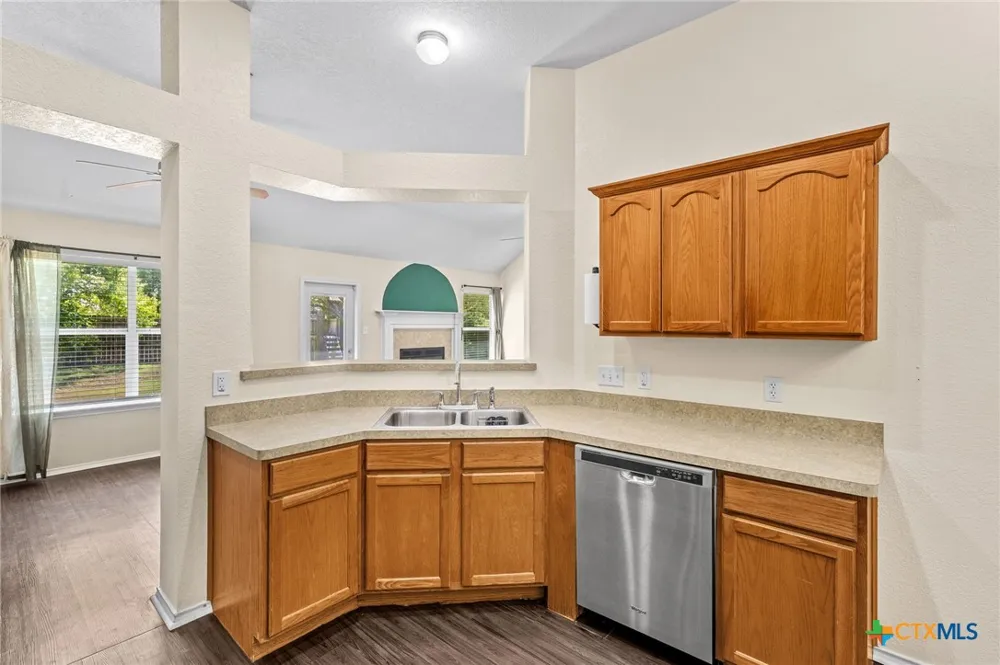 1203 Woodhollow Drive Temple, TX 76502