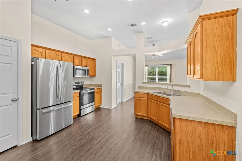 1203 Woodhollow Drive Temple, TX 76502
