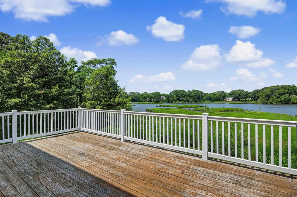 1 Barr Ct Linwood, NJ 08221