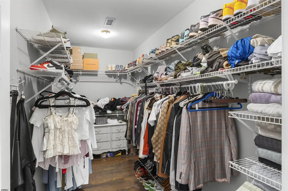 209 Shady Knoll Ln Galloway Township, NJ 08205